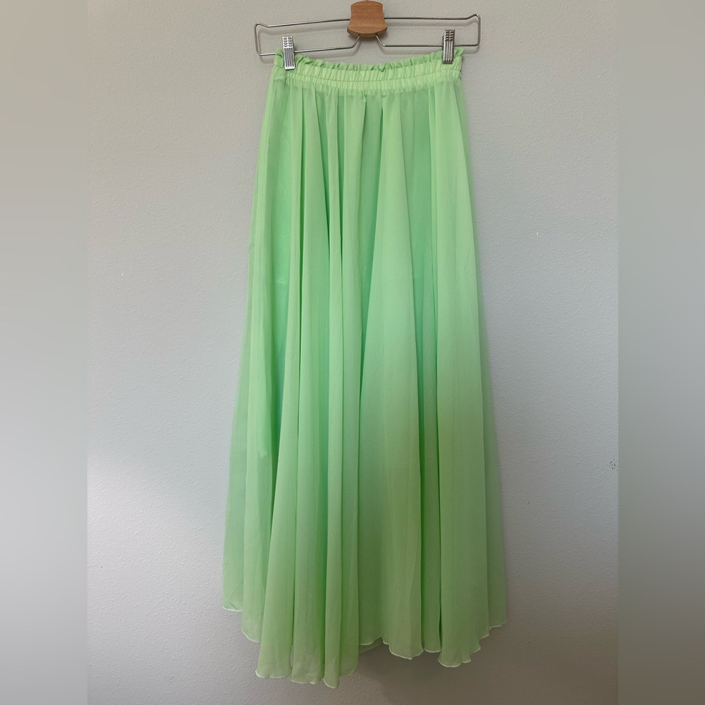 Elegant Green Maxi Skirt